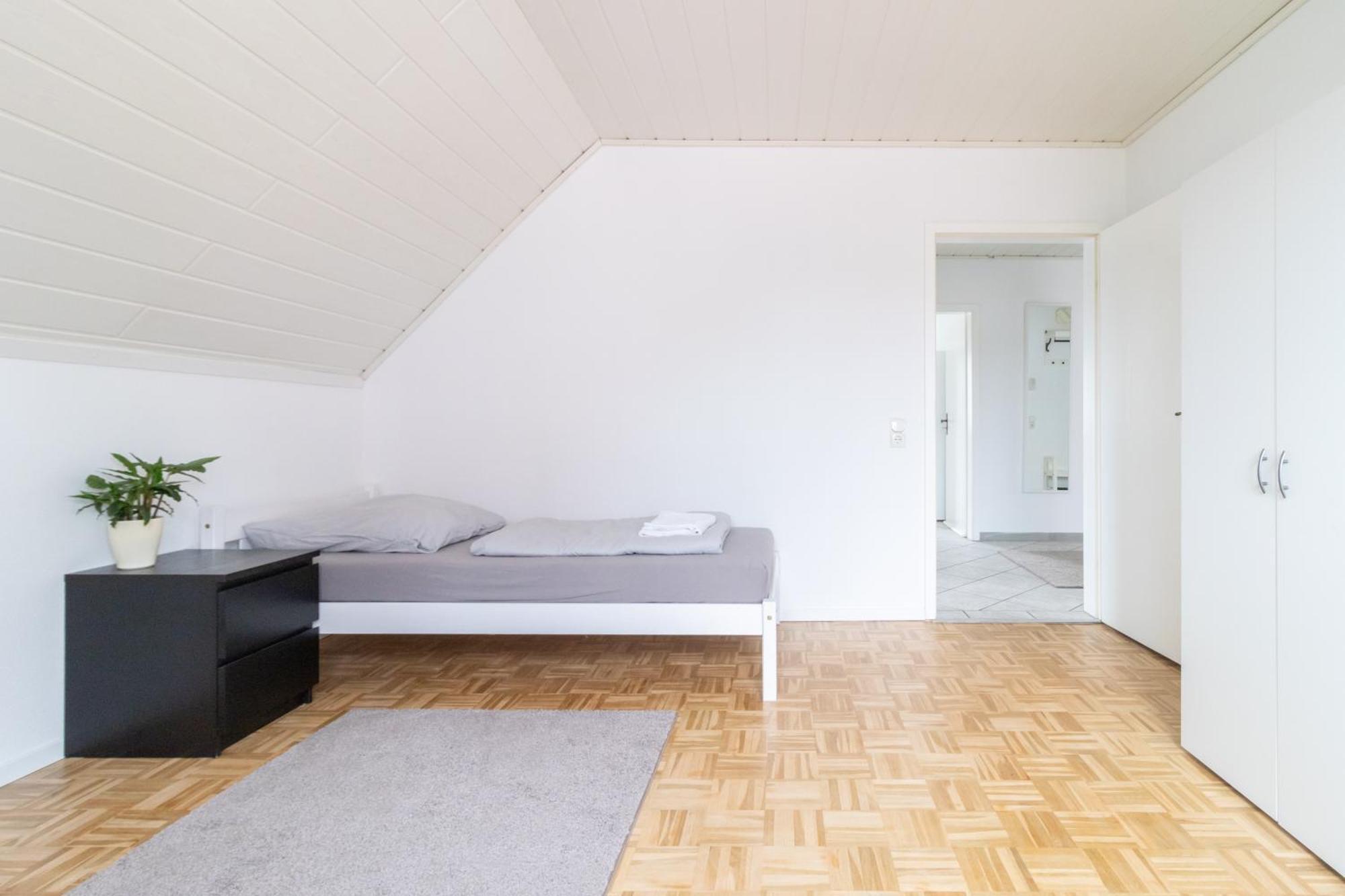 Ferienwohnung/Messewohnung Кьолн Екстериор снимка